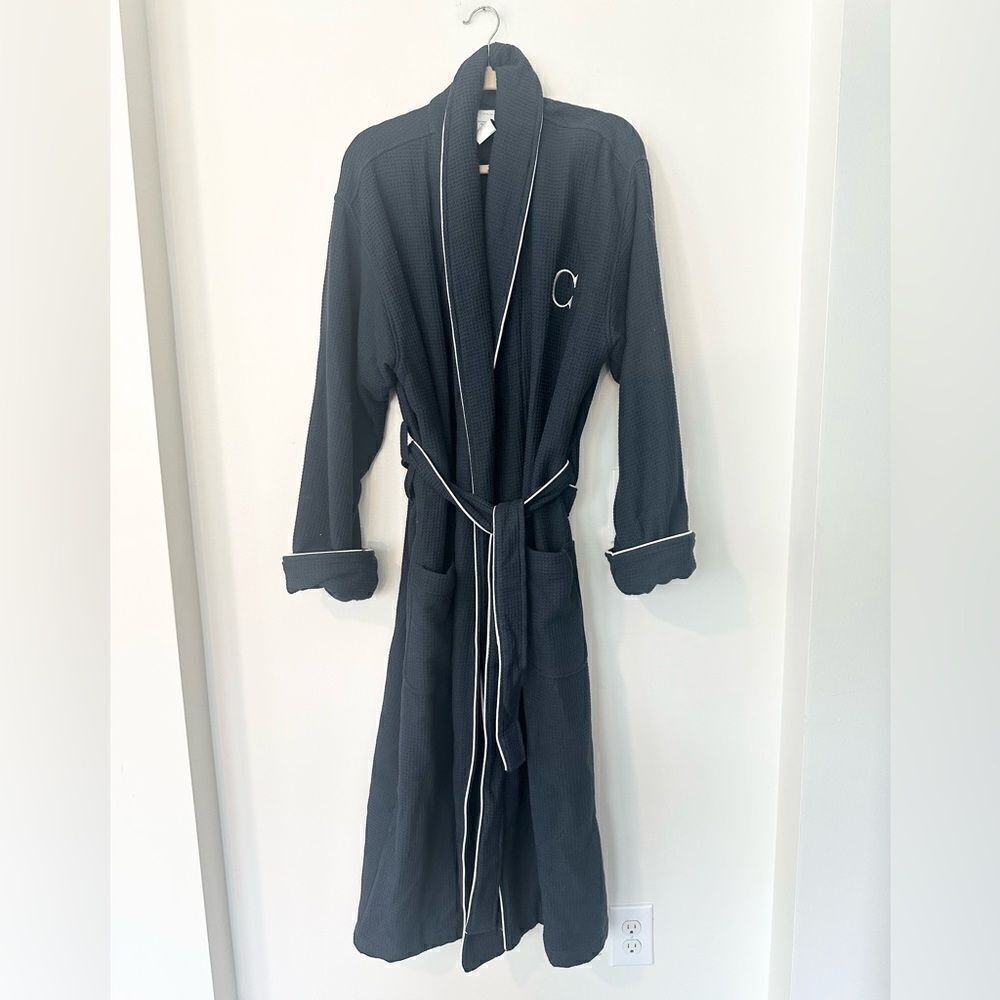 Pottery Barn Waffle Weave “C” Resort Robe L